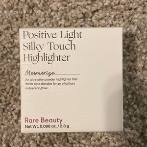 Rare Beauty Positive Light Highlighter